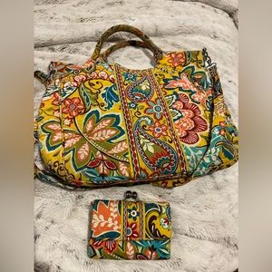 Veda Bradley Handbag with wallet